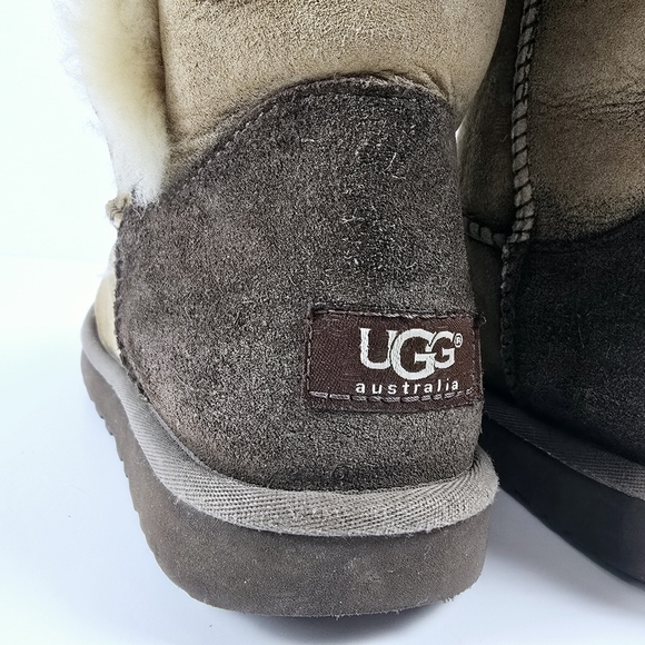 UGG Australia Boots Bailey Button Sheepskin Shearling Winter 5838 Size 9 Women’s - Picture 7 of 12